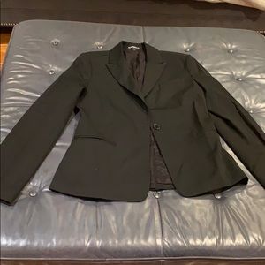One button black blazer
